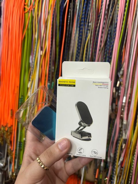 Qatlanan maqnitli telefon tutacağı — Bakı