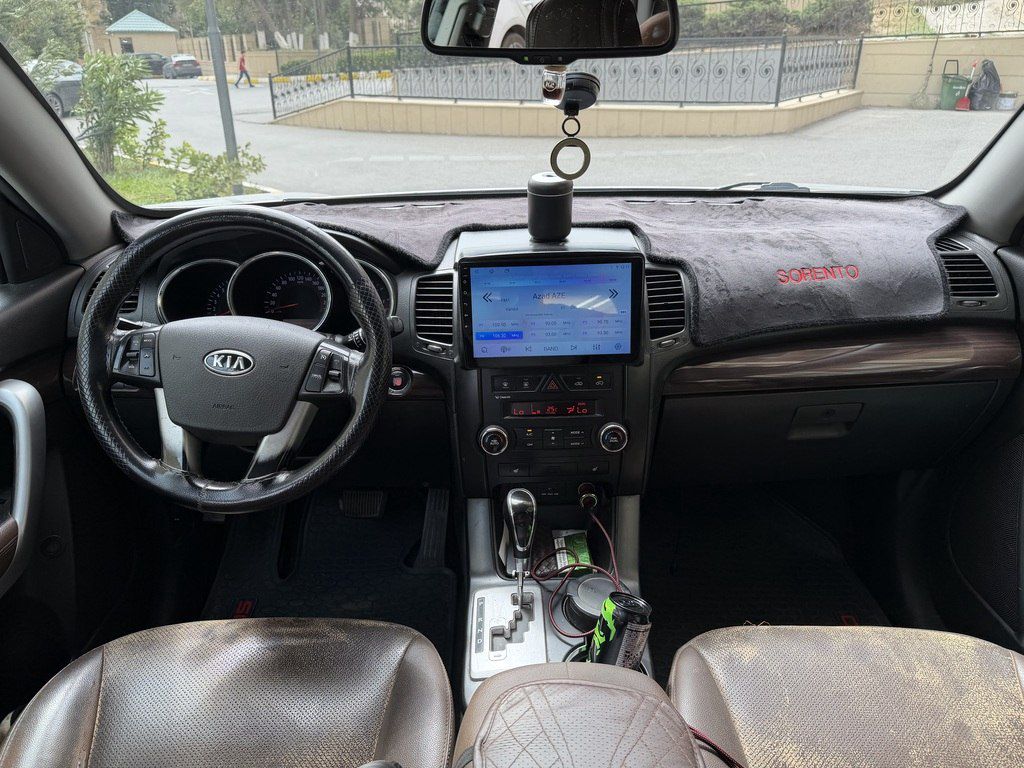 Kia Sorento, 3.5 L, 2010 il, 260 000 km — Avtomobillər, Bakı (6)