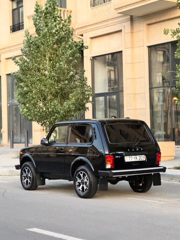 Lada (VAZ) Niva, 1.7 L, 2023 il, 55 000 km — Avtomobillər, Bakı (10)