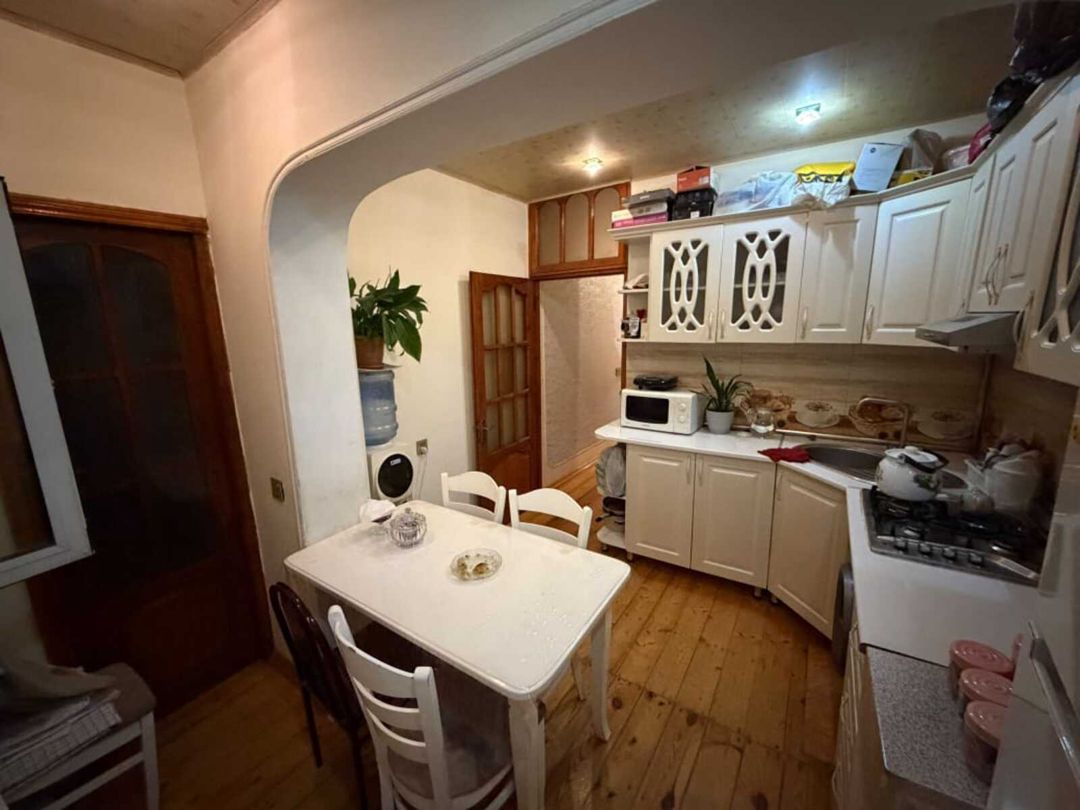 Satılır 2 otaqlı köhnə tikili 60 m² — Mənzil, Bakı (5)