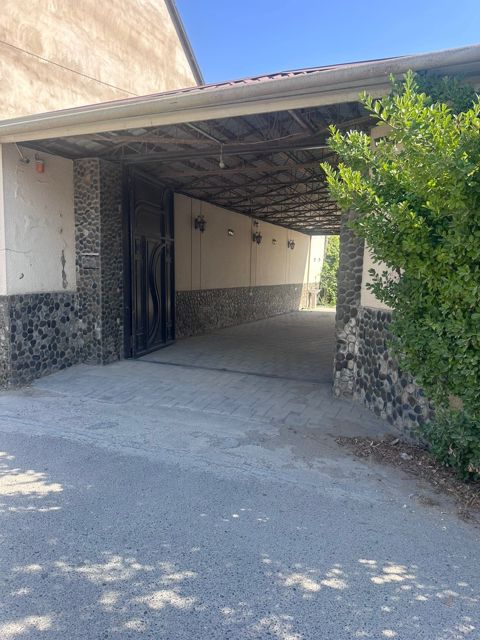 Həyət evi, Yeni Ramanı qəs — Bakı