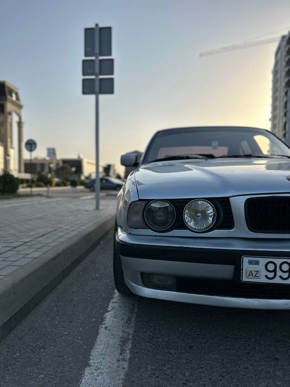 BMW 520, 2.0 L, 1994 il, 350 000 km — Avtomobillər, Bakı (3)