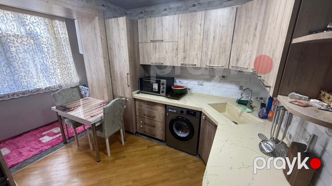 Satılır 4 otaqlı köhnə tikili 100 m² — Mənzil, Bakı (11)