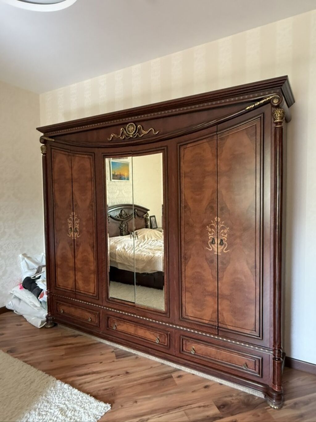 Klassik üslubda dəbdəbəli yataq dəsti - Material: tünd qoz rəngli — Mebel, Digah (8)