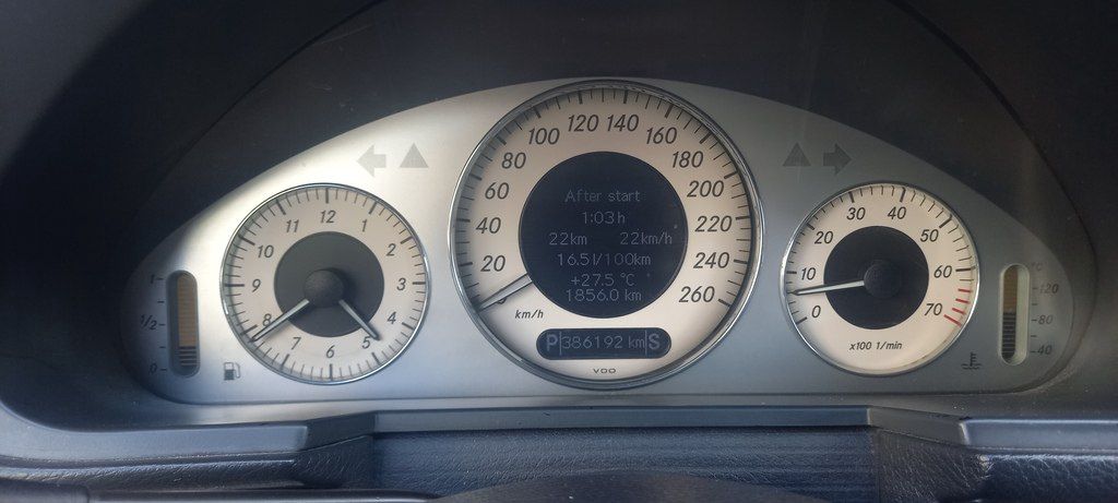 Mercedes E 350, 3.5 L, 2005 il, 386 100 km — Avtomobillər, Bakı (8)