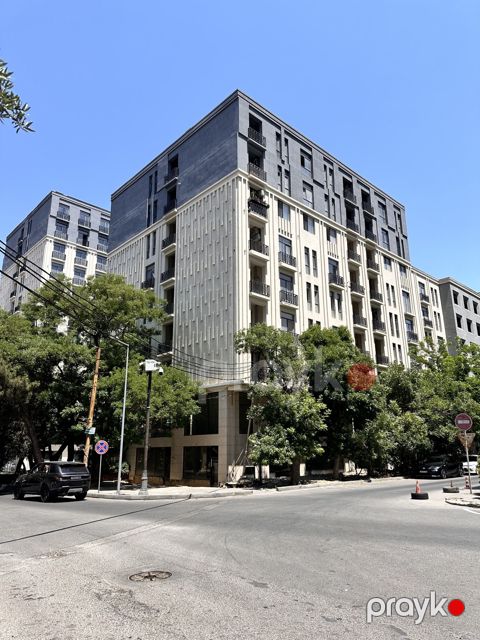Satılır 4 otaqlı yeni tikili 231 m²