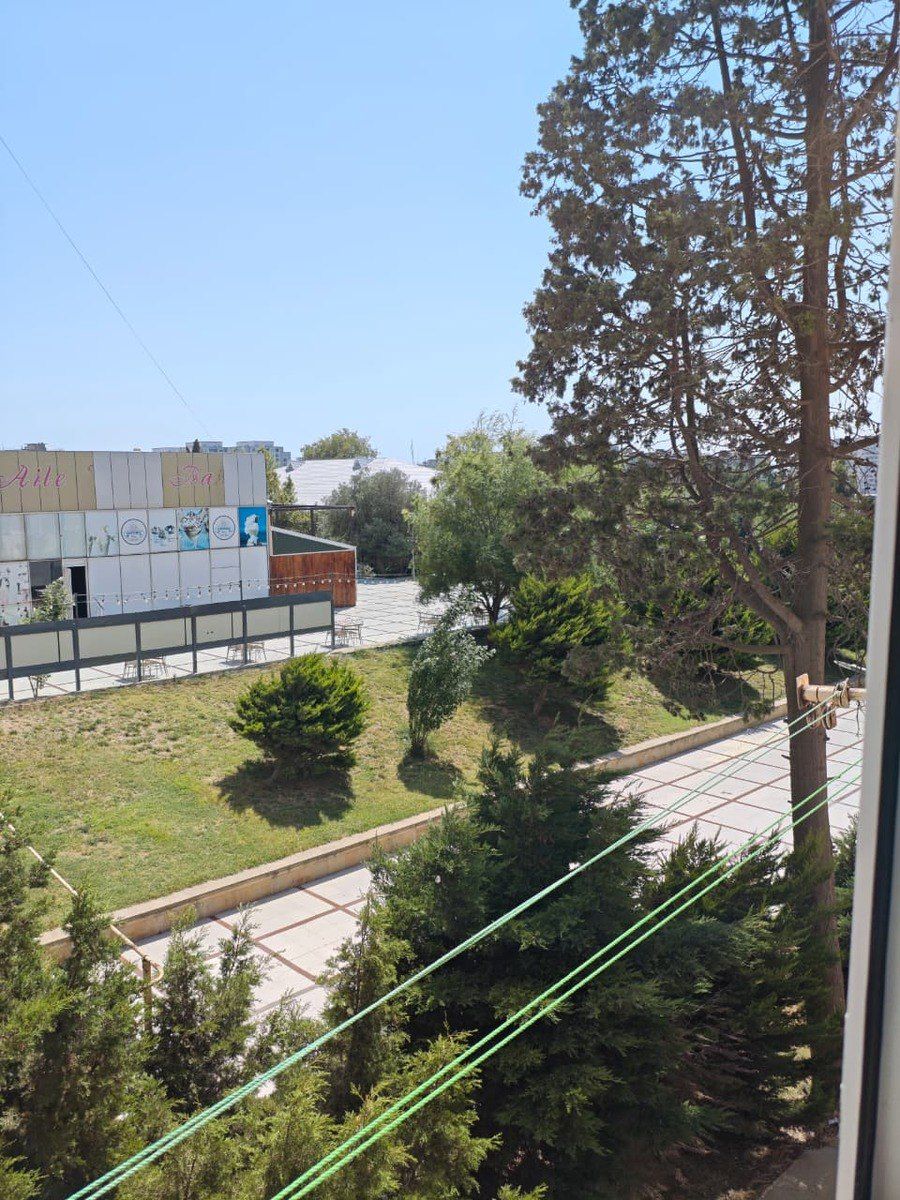 Satılır 2 otaqlı köhnə tikili 62 m² — Mənzil, Bakı (12)