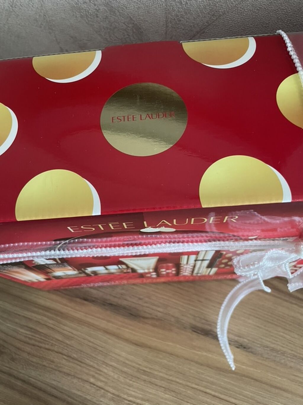 Estée Lauder hədiyyə dəsti – “Includes 9 Full‑Size Favorites + 2 — Kosmetik və parfüm dəstləri, Bakı (5)