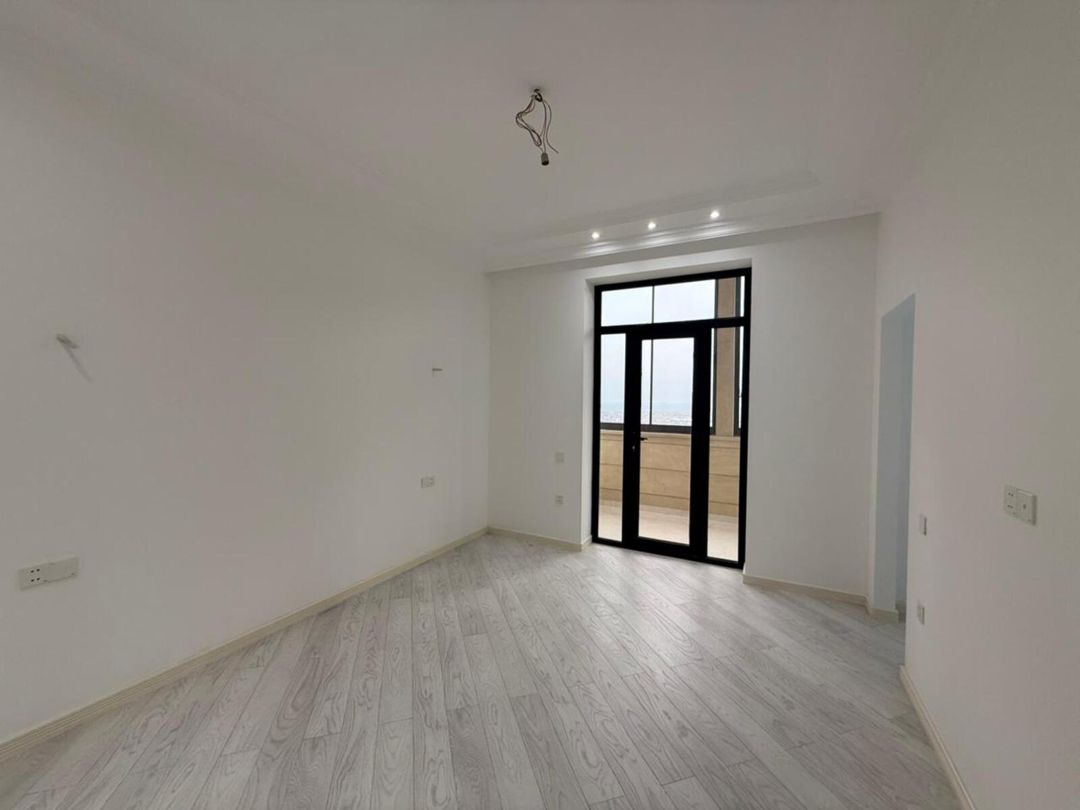 Satılır 6 otaqlı həyət evi/bağ evi 330 m² — Ev, villa, Bakı (8)