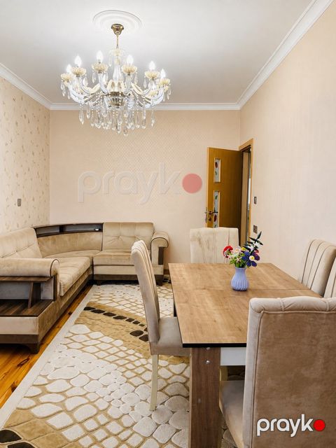 Satılır 3 otaqlı köhnə tikili 85 m²