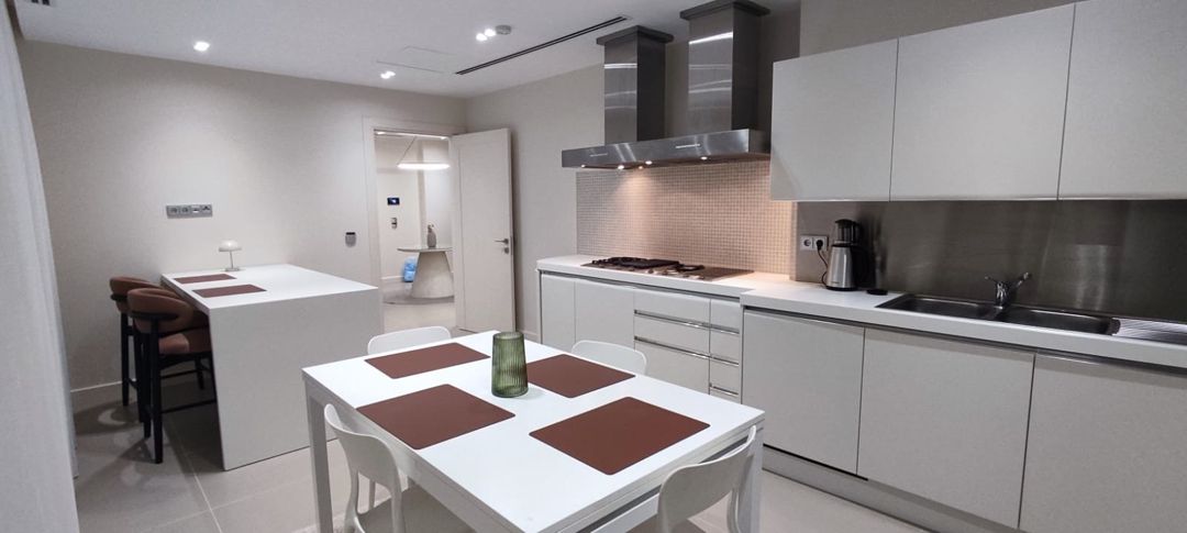İcarəyə verilir 4 otaqlı yeni tikili 320 m² — Mənzil, Bakı (10)