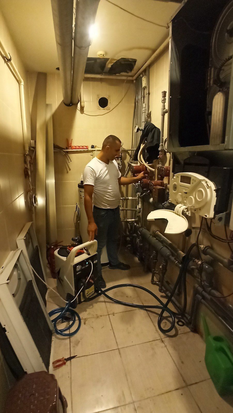 Kombi və radiatorların yuyulması / quraşdırılması — Xidmətlər, Bakı (10)