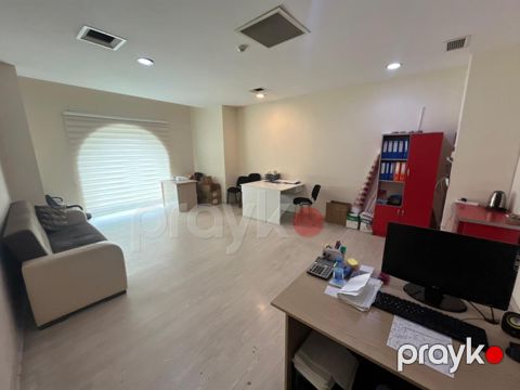 İcarəyə verilir 1 otaqlı ofis 35 m²