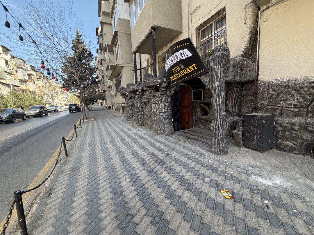Satılır obyekt 360 m² — Əmlak, Bakı (2)
