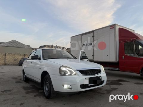 Lada (VAZ) Priora, 1.6 L, 2018 il, 177 000 km
