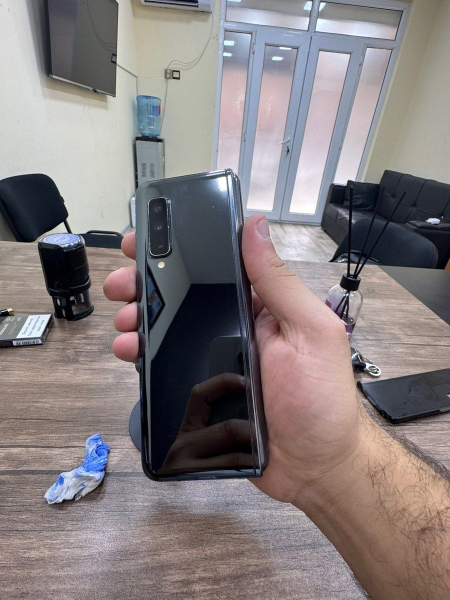 Samsung Galaxy Fold 5G Space Silver 512GB/12GB — Smartfonlar, Bakı (7)