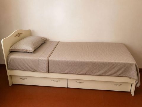 Nigar3. carpayi satılır. 200 azn az işlənib təzə kimidi endirim — Bakı