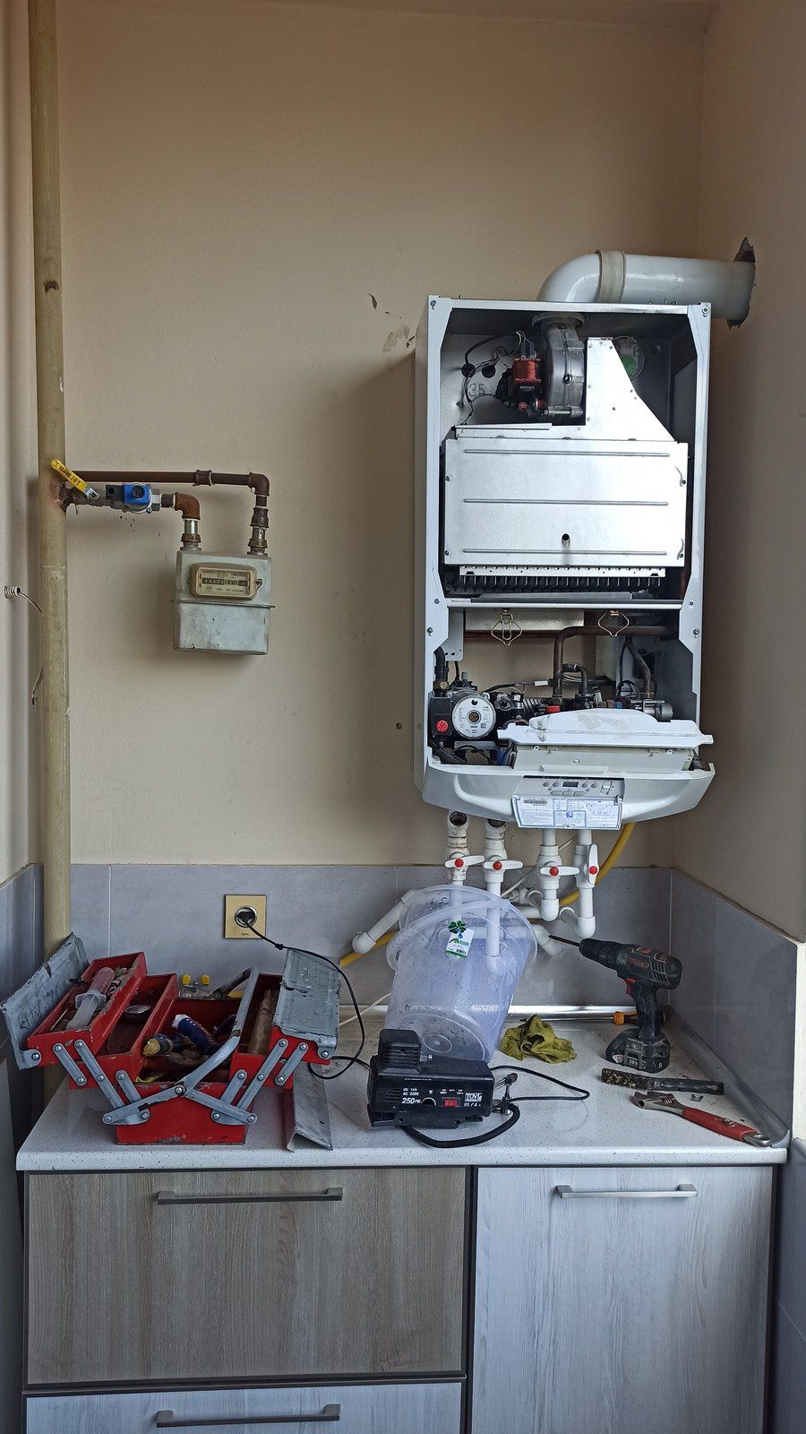 Kombi və radiatorların yuyulması / quraşdırılması — Xidmətlər, Bakı (2)