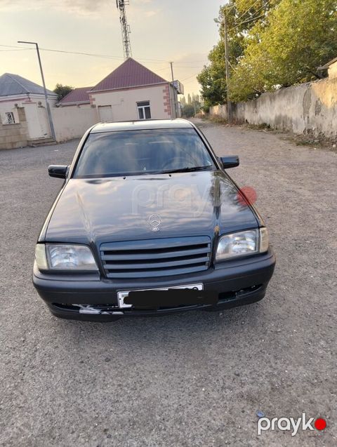 Mercedes C 230, 2.3 L, 1997 il, 542 000 km