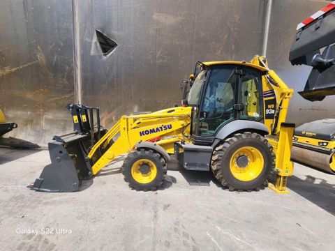 Ekskavator "Komatsu WB93R-5" — Bakı