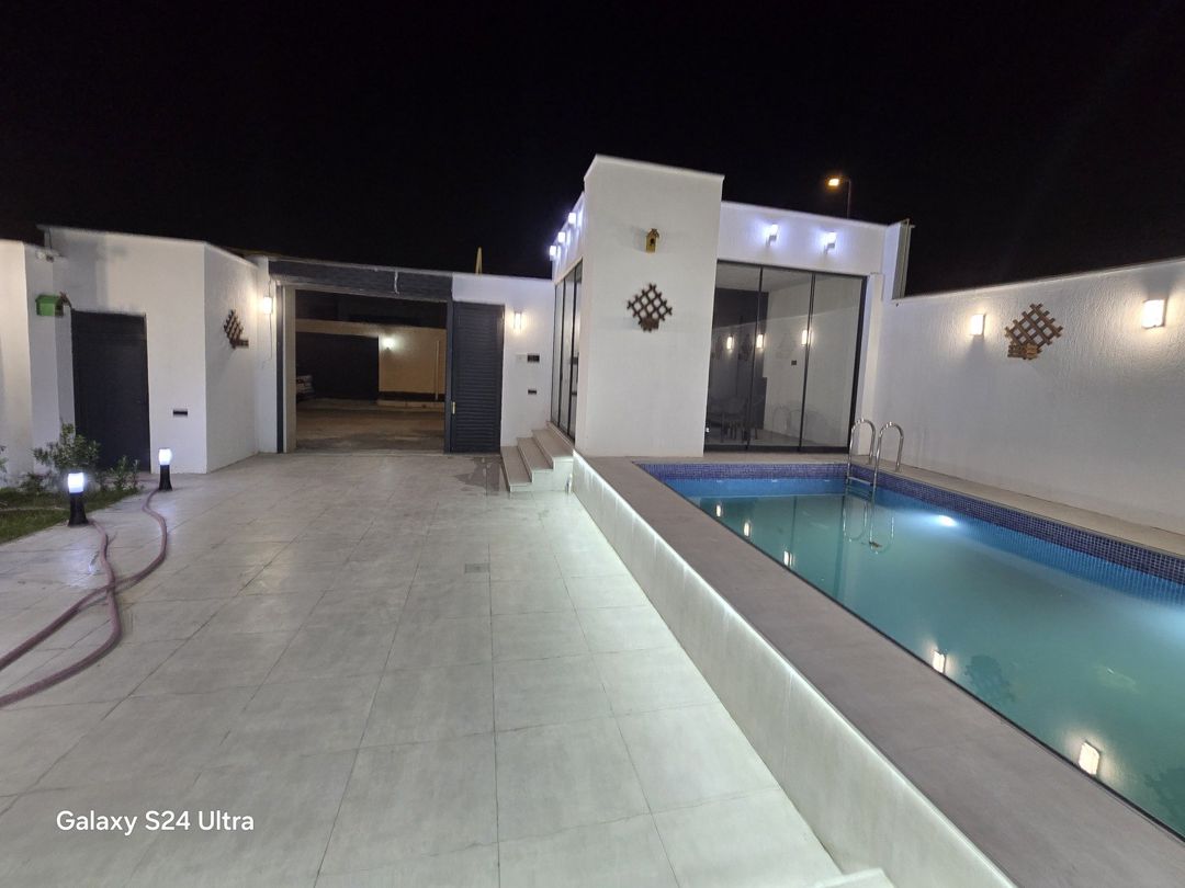 İcarəyə verilir 4 otaqlı həyət evi/bağ evi 250 m² — Ev, villa, Bakı (4)