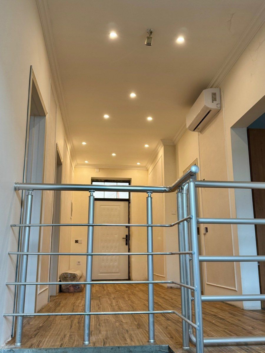 Həyət evi, Q. Qarayev m — Ev, villa, Bakı (10)