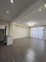 Satılır 2 otaqlı yeni tikili 83 m² — Əli Bəy