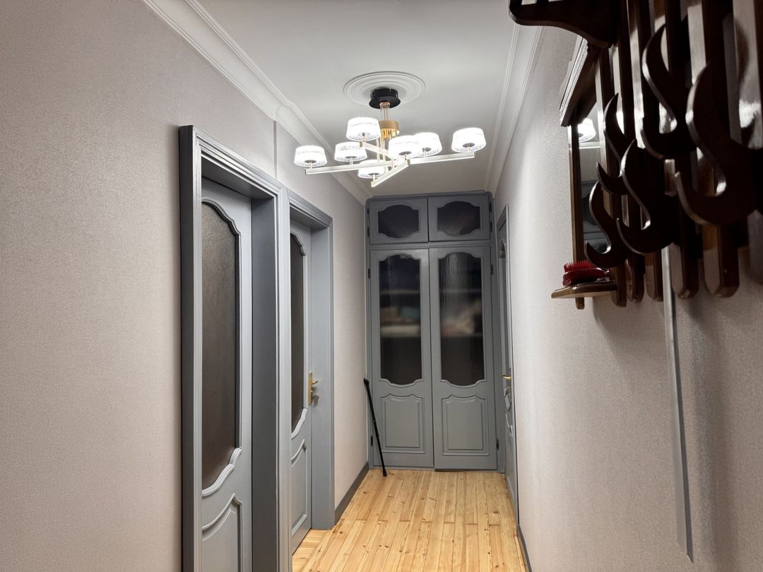 Satılır 3 otaqlı köhnə tikili 99 m² — Mənzil, Bakı (2)