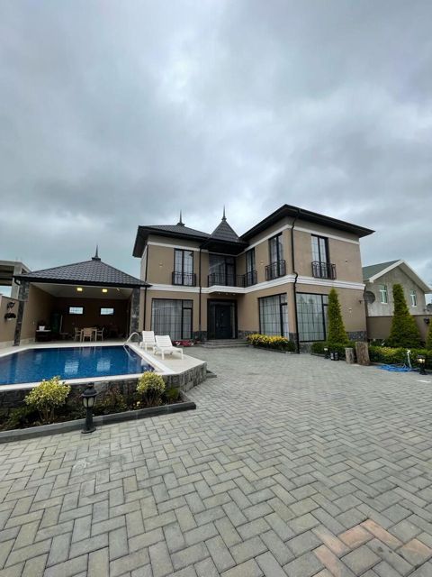 Satılır 4 otaqlı həyət evi/bağ evi 180 m² — Bakı