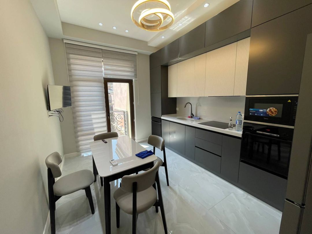 İcarəyə verilir 3 otaqlı yeni tikili 130 m² — Mənzil, Bakı (6)