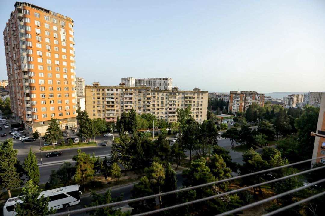 Satılır 2 otaqlı köhnə tikili 60 m² — Mənzil, Bakı (3)