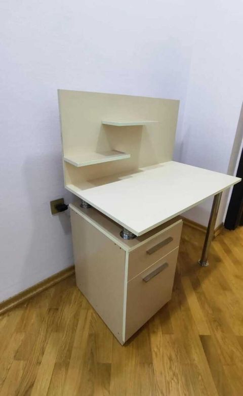Məktəbli üçün yazı masası — Bakı