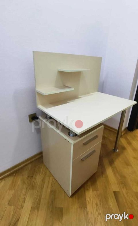 Məktəbli üçün yazı masası — Bakı