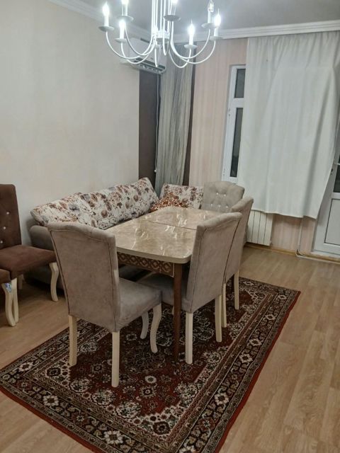 Satılır 3 otaqlı köhnə tikili 70 m² — Bakı