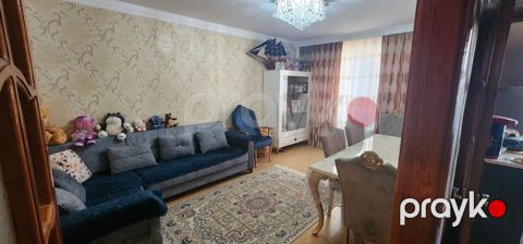 Satılır 3 otaqlı köhnə tikili 70 m²