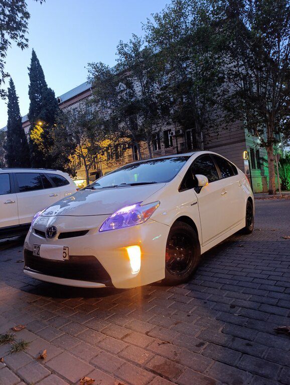 Toyota Prius, 1.8 L, 1.3 kWh, 2012 il, 317 041 km — Avtomobillər, Gəncə (5)