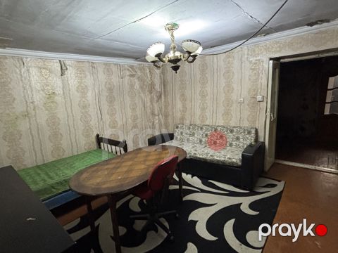 İcarəyə verilir 2 otaqlı köhnə tikili 50 m²