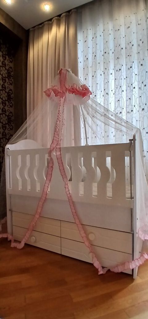 Uşaq çarpayısı Babi — Bakı