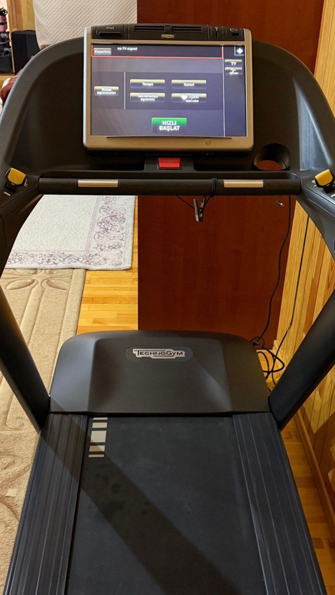 Qaçış trenajoru Technogym RUN NOW 700 — İdman, hobi, istirahət, Bakı (5)