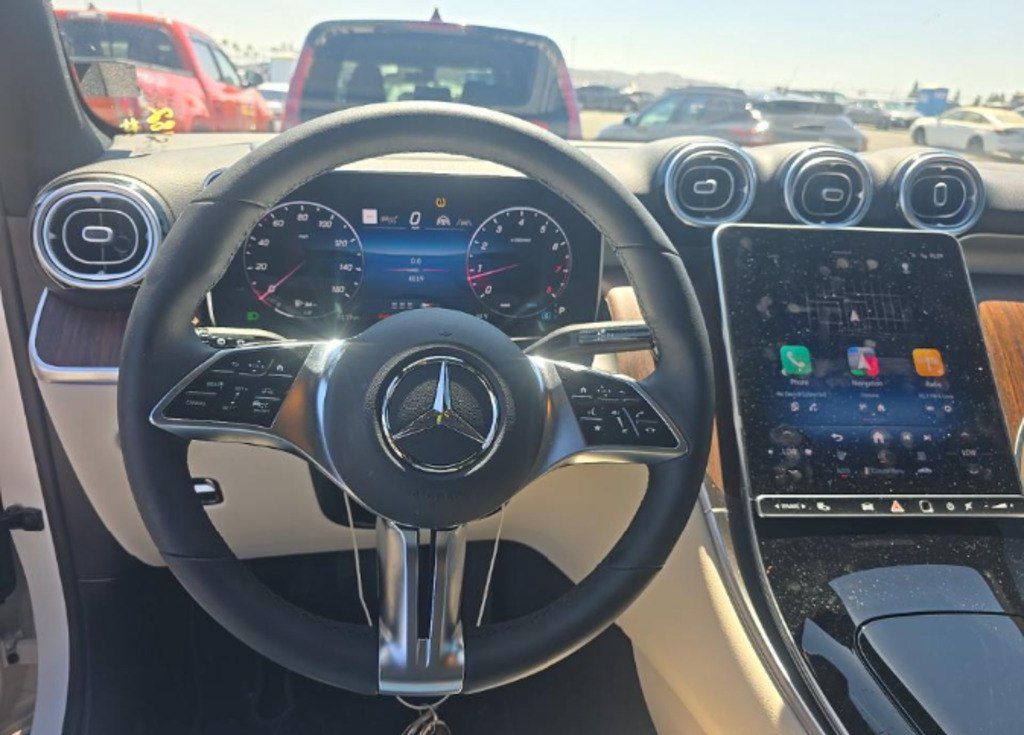 Mercedes GLC 300, 2.0 L, 2025 il, 6 468 km — Avtomobillər (7)