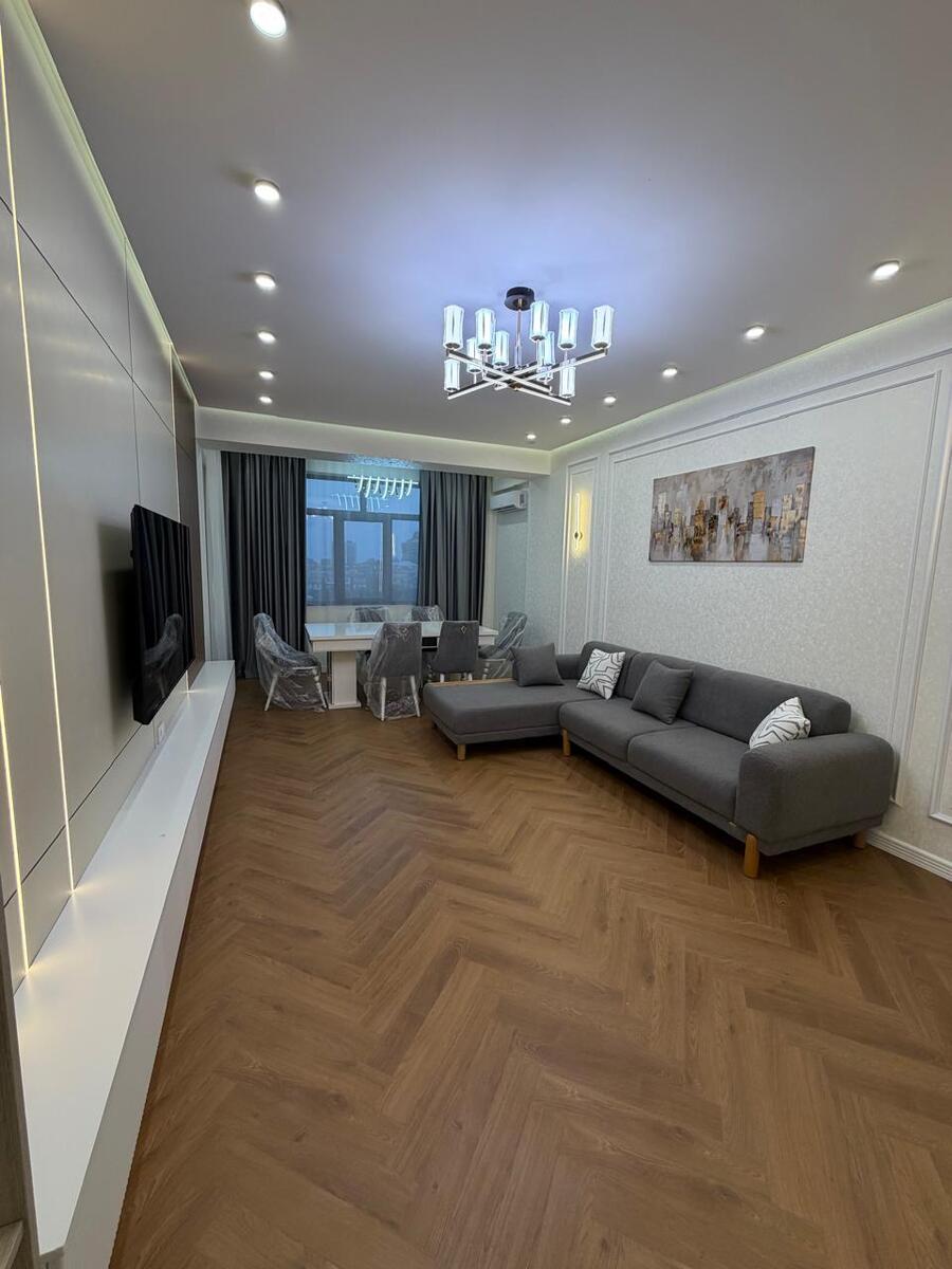İcarəyə verilir 3 otaqlı yeni tikili 165 m² — Mənzil, Bakı