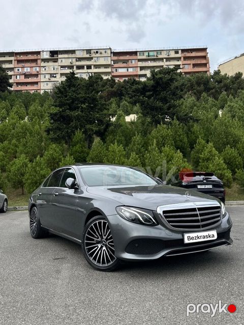 Mercedes E 220 d, 2.0 L, 2016 il, 295 000 km