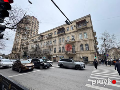 Satılır obyekt 416 m²