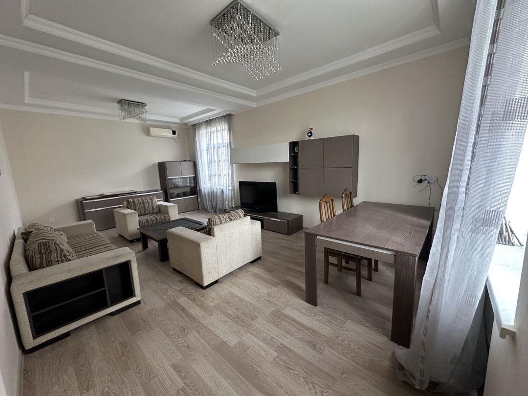 Satılır 5 otaqlı həyət evi/bağ evi 200 m² — Ev, villa, Bakı (6)