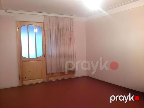 Satılır 3 otaqlı köhnə tikili 65 m²