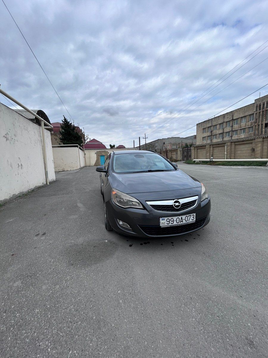 Opel Astra, 2011 il — Avtomobillər, Bakı (2)