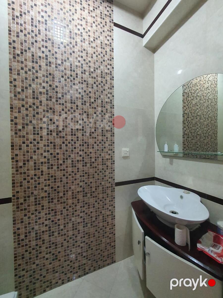 Satılır 3 otaqlı köhnə tikili 110 m² — Mənzil, Bakı (6)