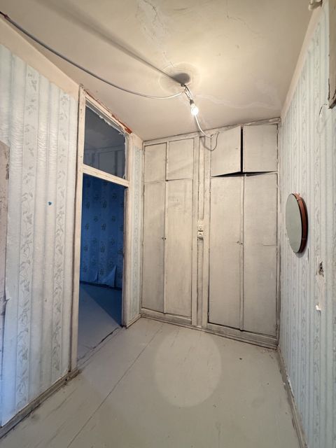 Satılır 2 otaqlı köhnə tikili 60 m² — Bakı