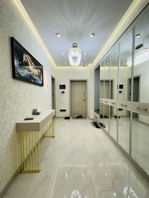 Satılır 3 otaqlı yeni tikili 108 m² — Bakı