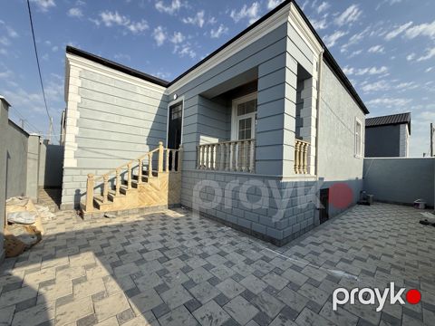 Satılır 4 otaqlı həyət evi/bağ evi 100 m²